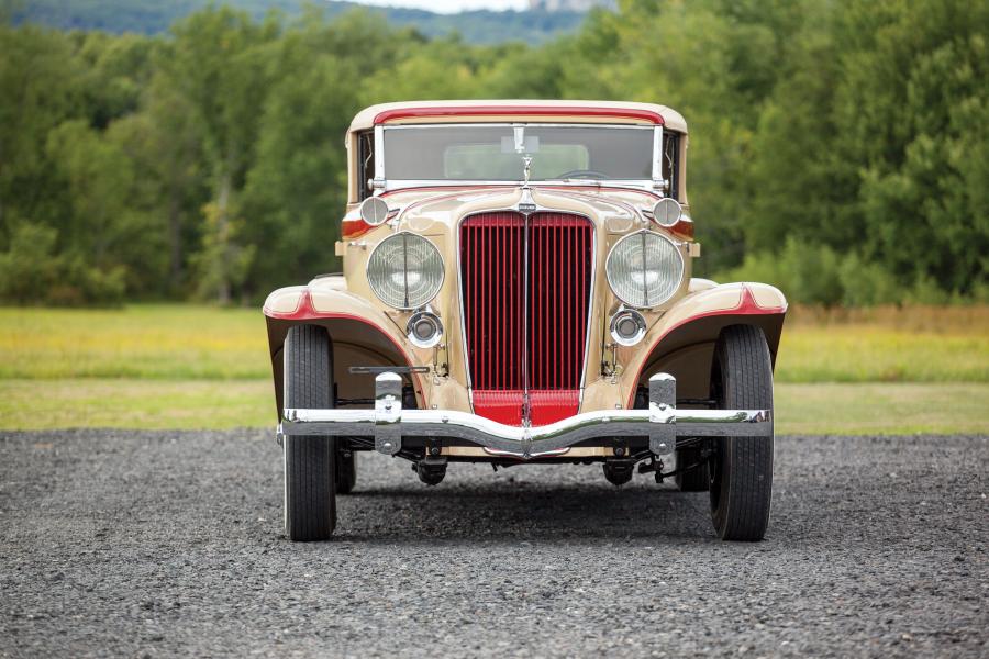  Auburn 8-100A Custom Dual Ratio Cabriolet 1932 года  (фото 9 из 35)